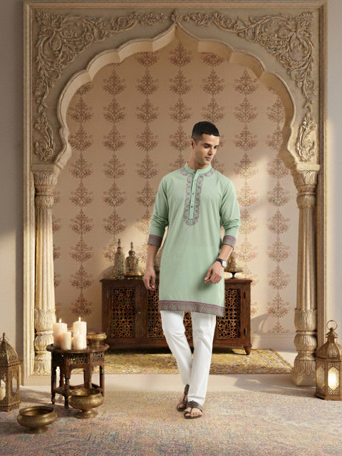 House of Pataudi Floral Embroidered Pure Cotton Jashn Kurta