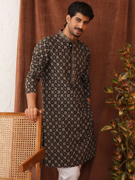Jompers Men Geometric Embroidered Sequinned Kurta