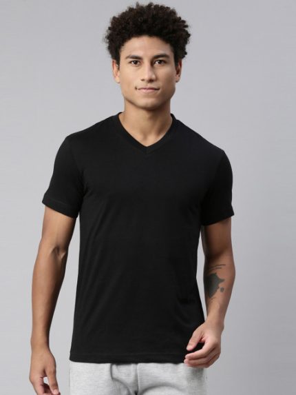 Levis Men Pure Cotton V Neck Short Sleeve Tshirt