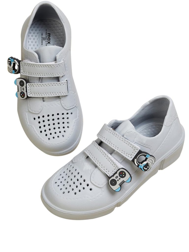 Max Boys Boys Captain America Perforated Sneakers PU