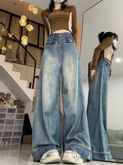 StyleCast Women Wide Leg High-Rise Light Fade Jeans
