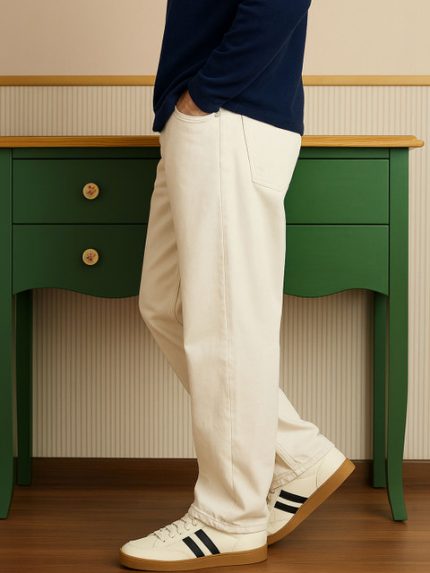 The Roadster Lifestyle Co Pure Cotton No Fade Straight-Fit Jeans